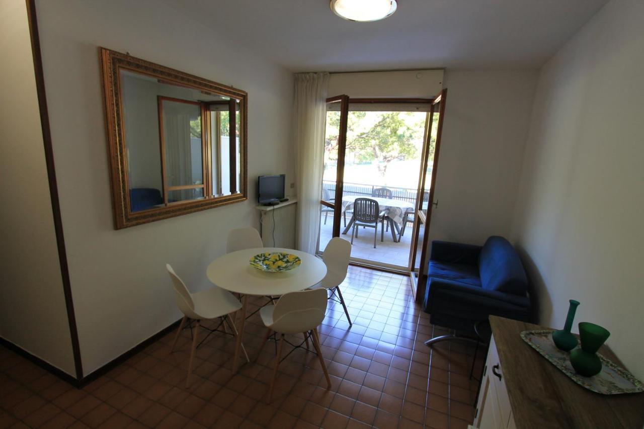 Flat Bibione Apartamento Exterior foto